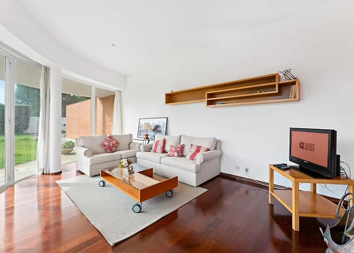 Guest house Guestready - Esmoriz's Golden Hour With Pool